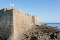 Die dicken Mauern von Castle Cornet, was auch von den Deutschen zwischen 1940 und 1945 besetzt wurde.